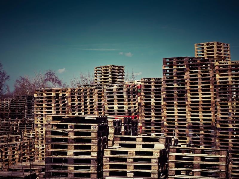 Création de meubles en palettes : idées et instructions tendance pour 2026