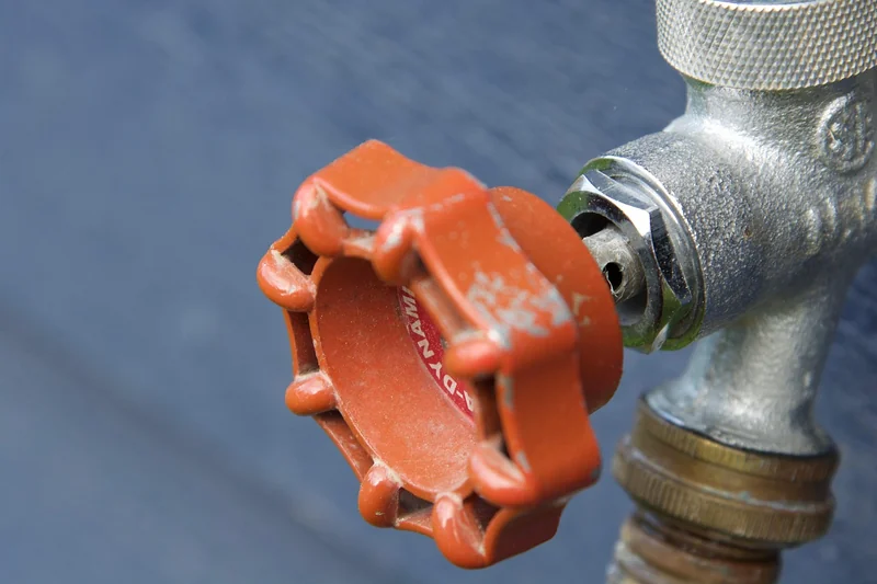 Les outils nécessaires pour réparer une fuite de robinet